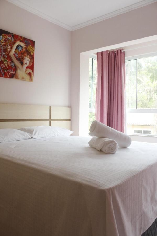 Apartamento Inteiro 3 Quartos No Condominio Solar Das Bromelias Бомбиняс Екстериор снимка